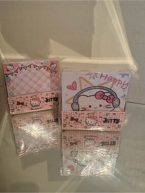 Hello kitty notepaper bundle